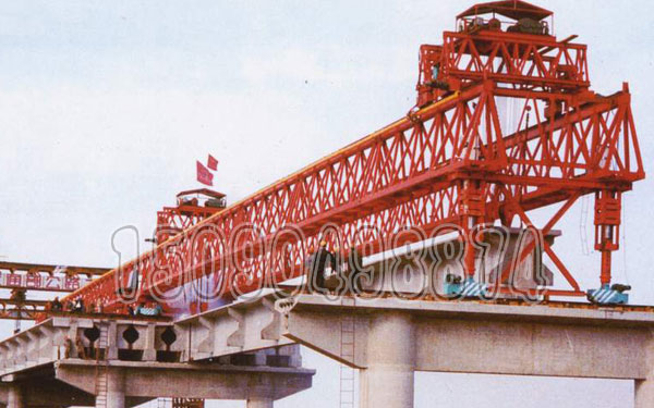架桥机结构组成系统
